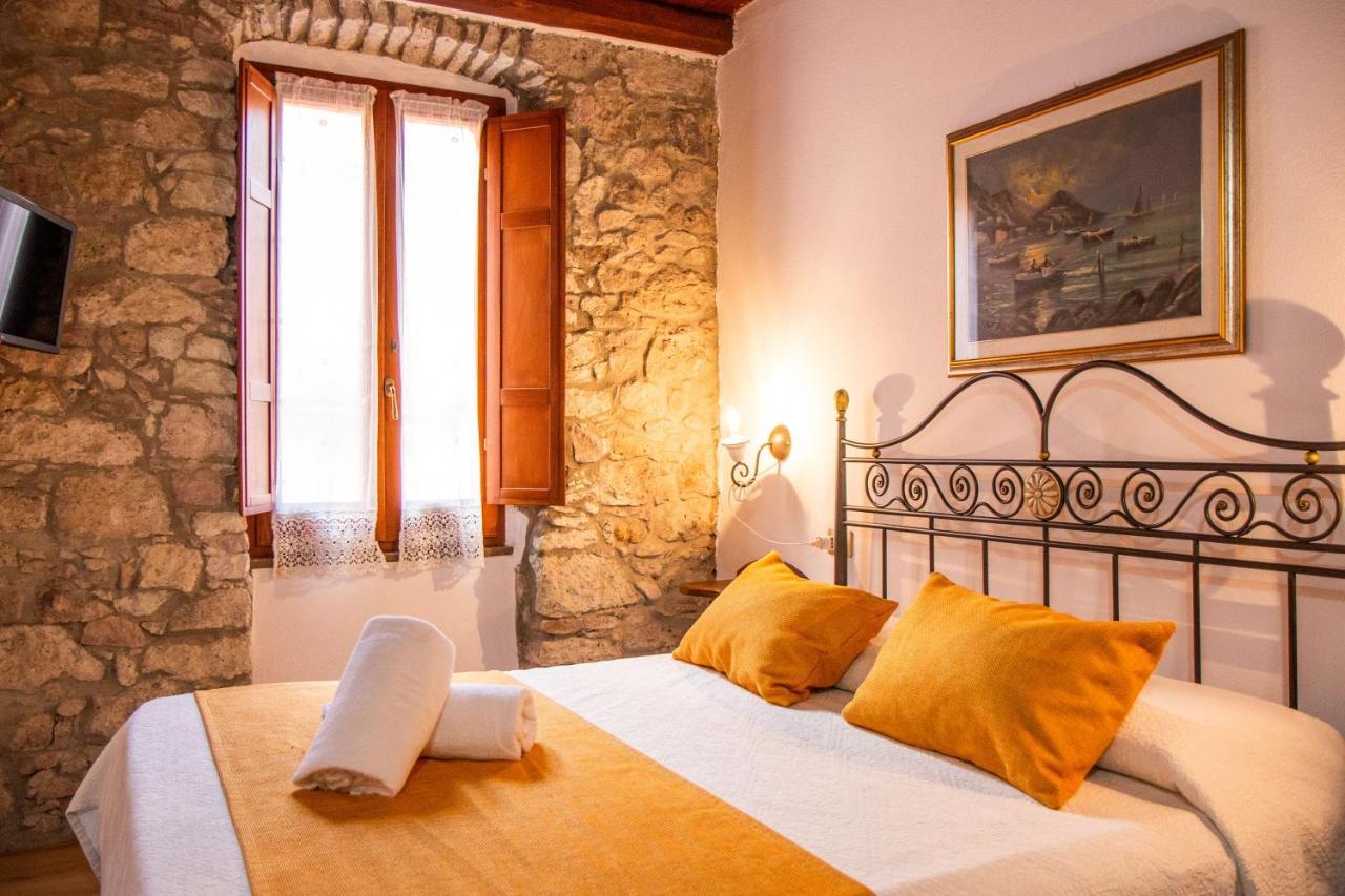 S'Ammentu House Hotel Bosa Kültér fotó