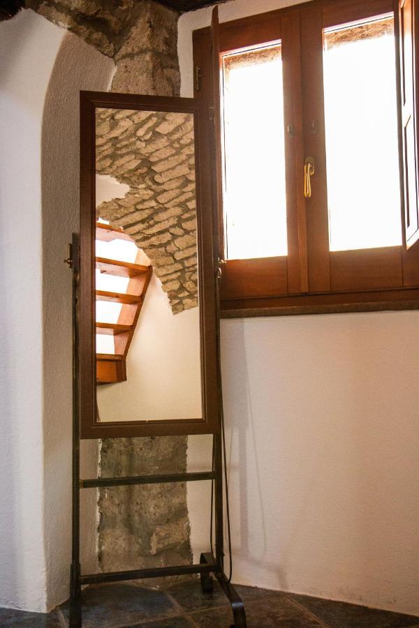 S'Ammentu House Hotel Bosa Kültér fotó