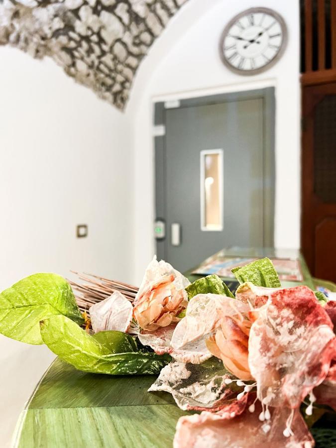 S'Ammentu House Hotel Bosa Kültér fotó
