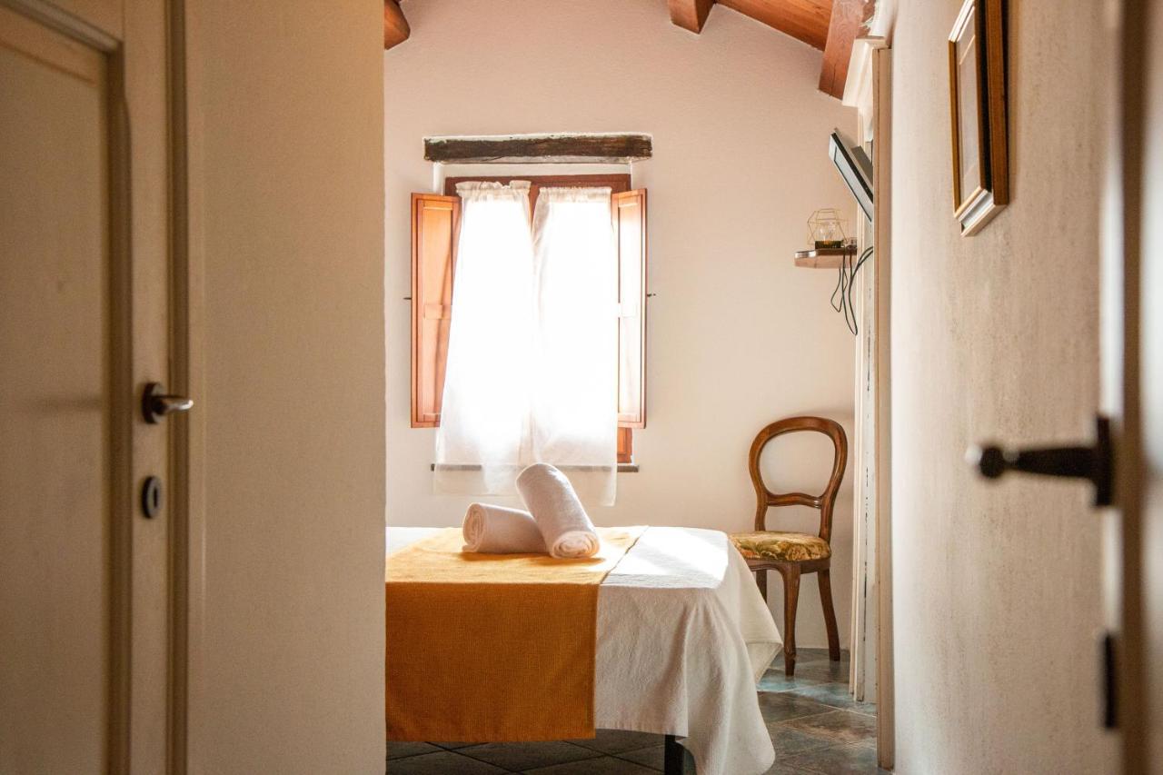 S'Ammentu House Hotel Bosa Kültér fotó