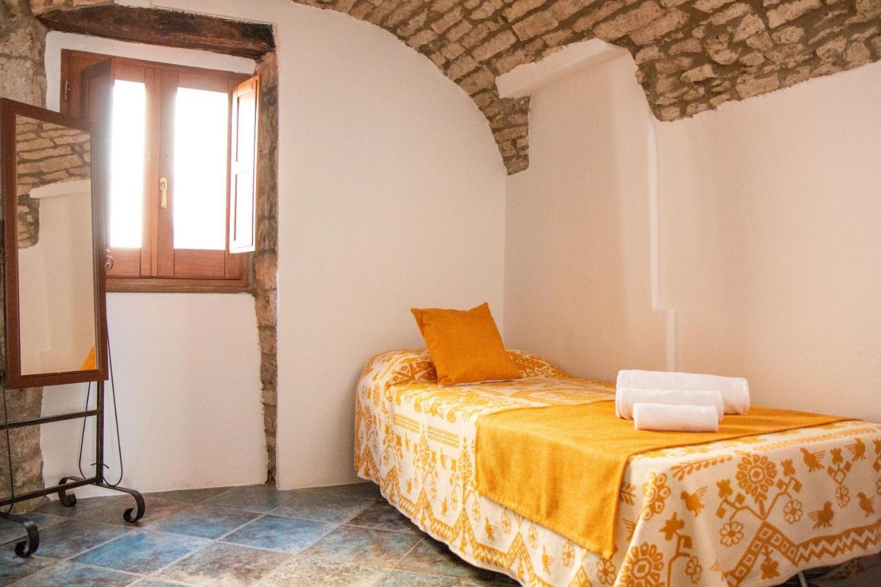 S'Ammentu House Hotel Bosa Kültér fotó